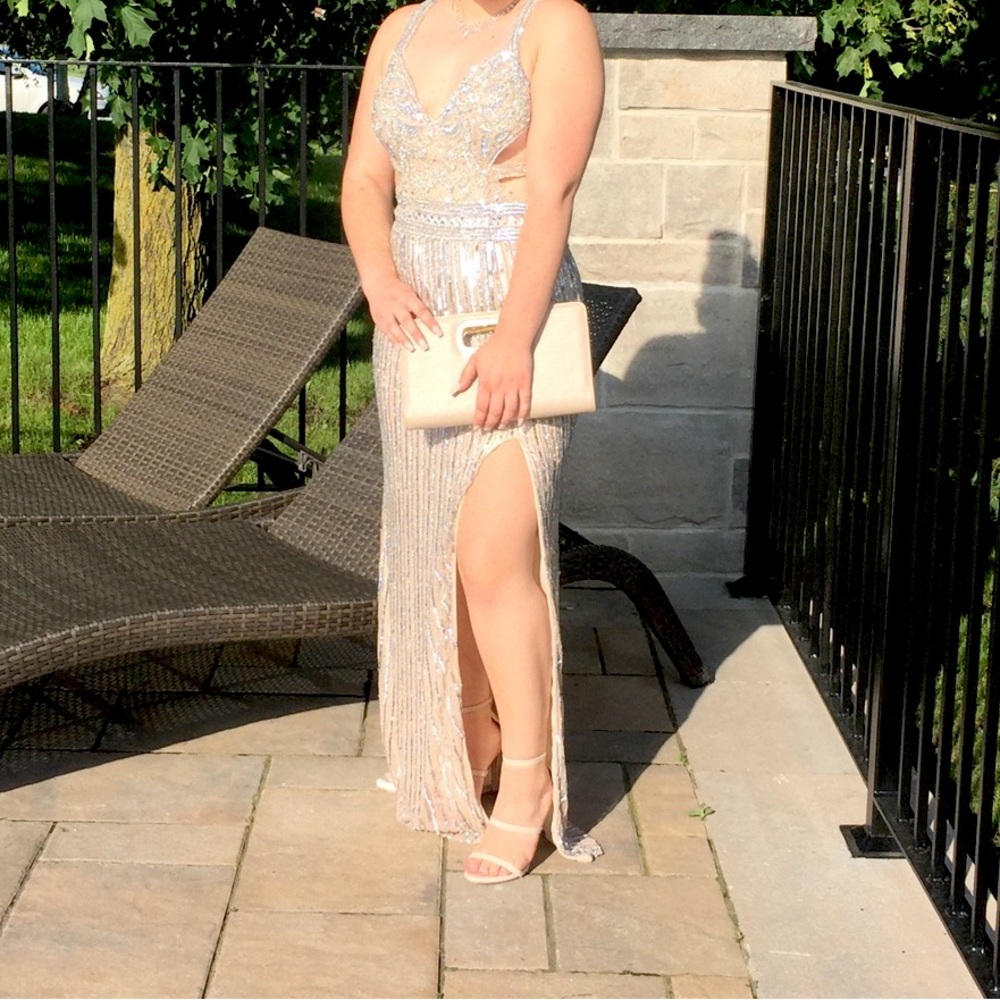 Prom/Wedding dress/upscale occasion